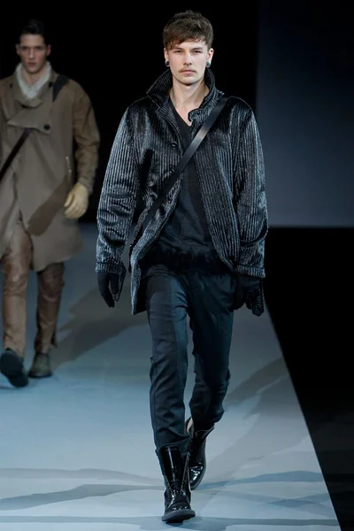 Look 35